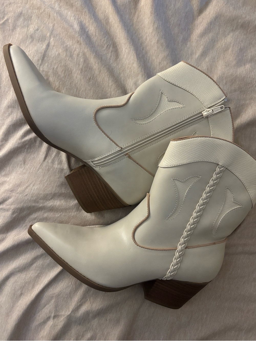 Universal Thread Women’s Cream Western Ankle Boots with Braided Accent
